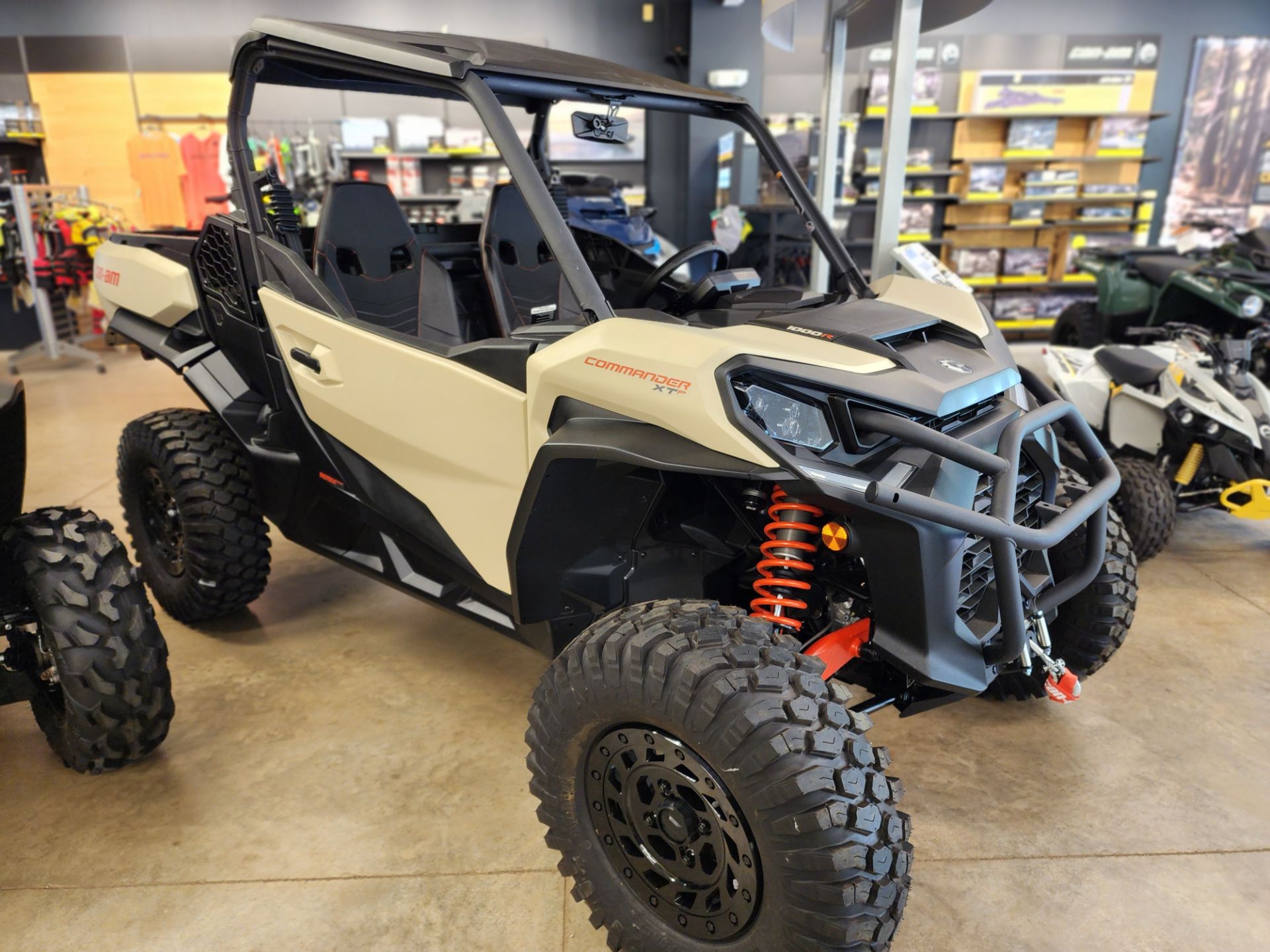 2023 Can-Am Commander XT-P 1000R in Pearl, Mississippi - Photo 1