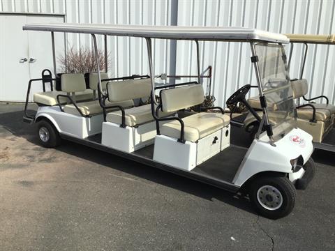 2000 Club Car Villager Eight Passenger in Middletown, New York - Photo 1