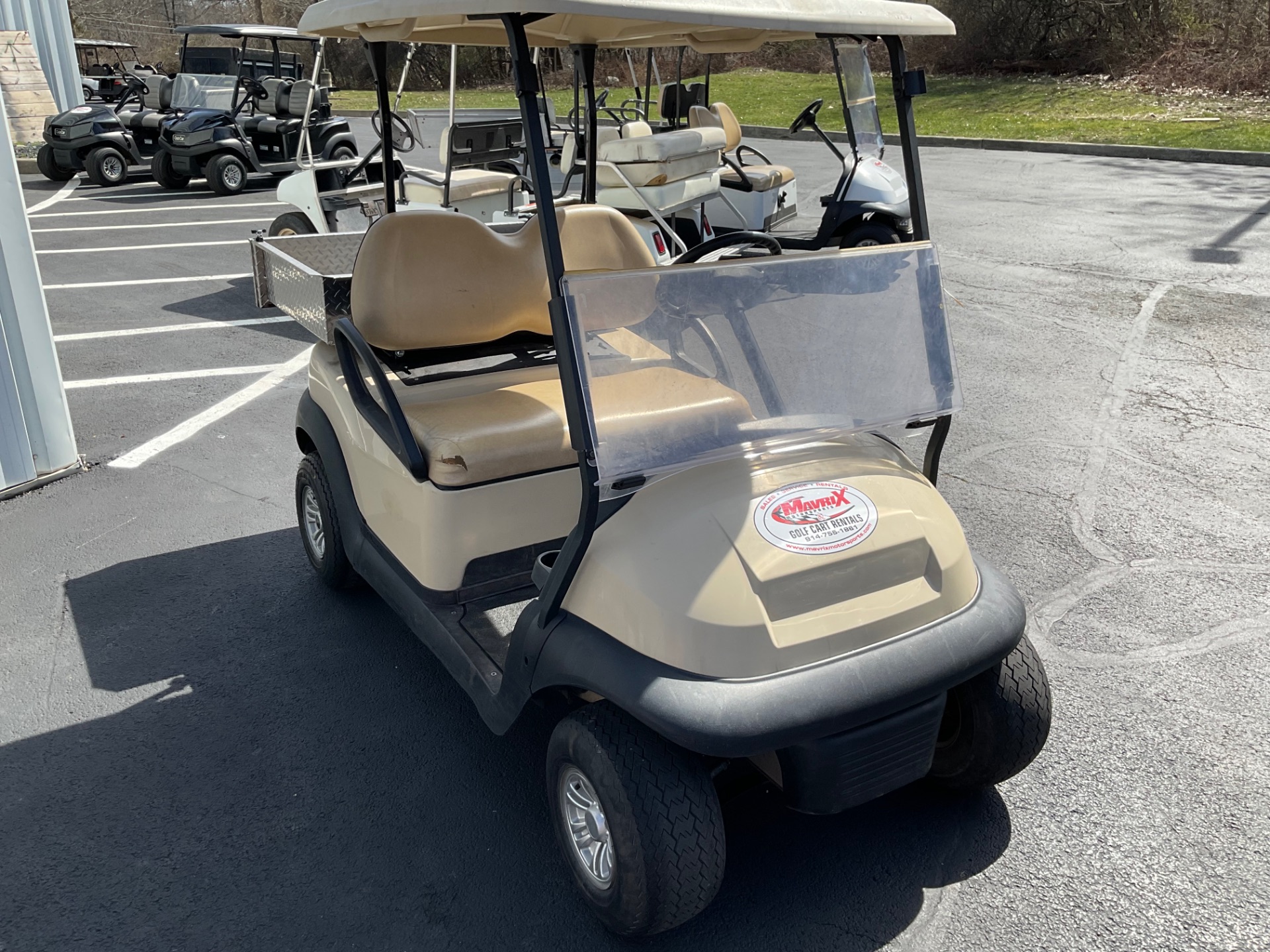 2018 Club Car Utility Cart Standard in Middletown, New York - Photo 5