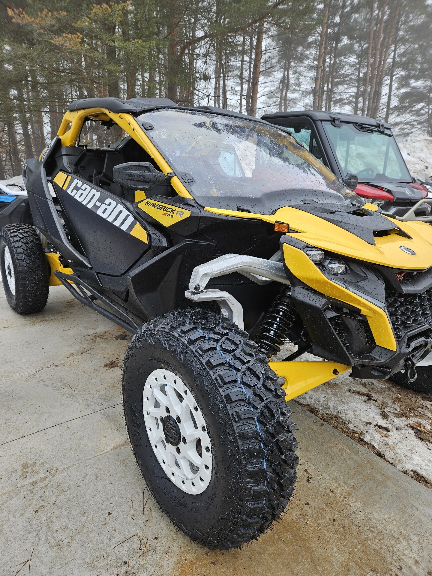 2024 Can-Am Maverick R X RS with Smart-Shox 999T DCT in Munising, Michigan - Photo 1