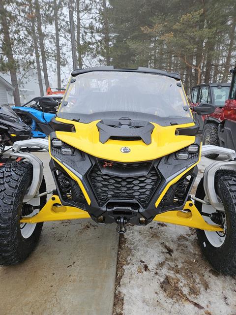 2024 Can-Am Maverick R X RS with Smart-Shox 999T DCT in Munising, Michigan - Photo 2