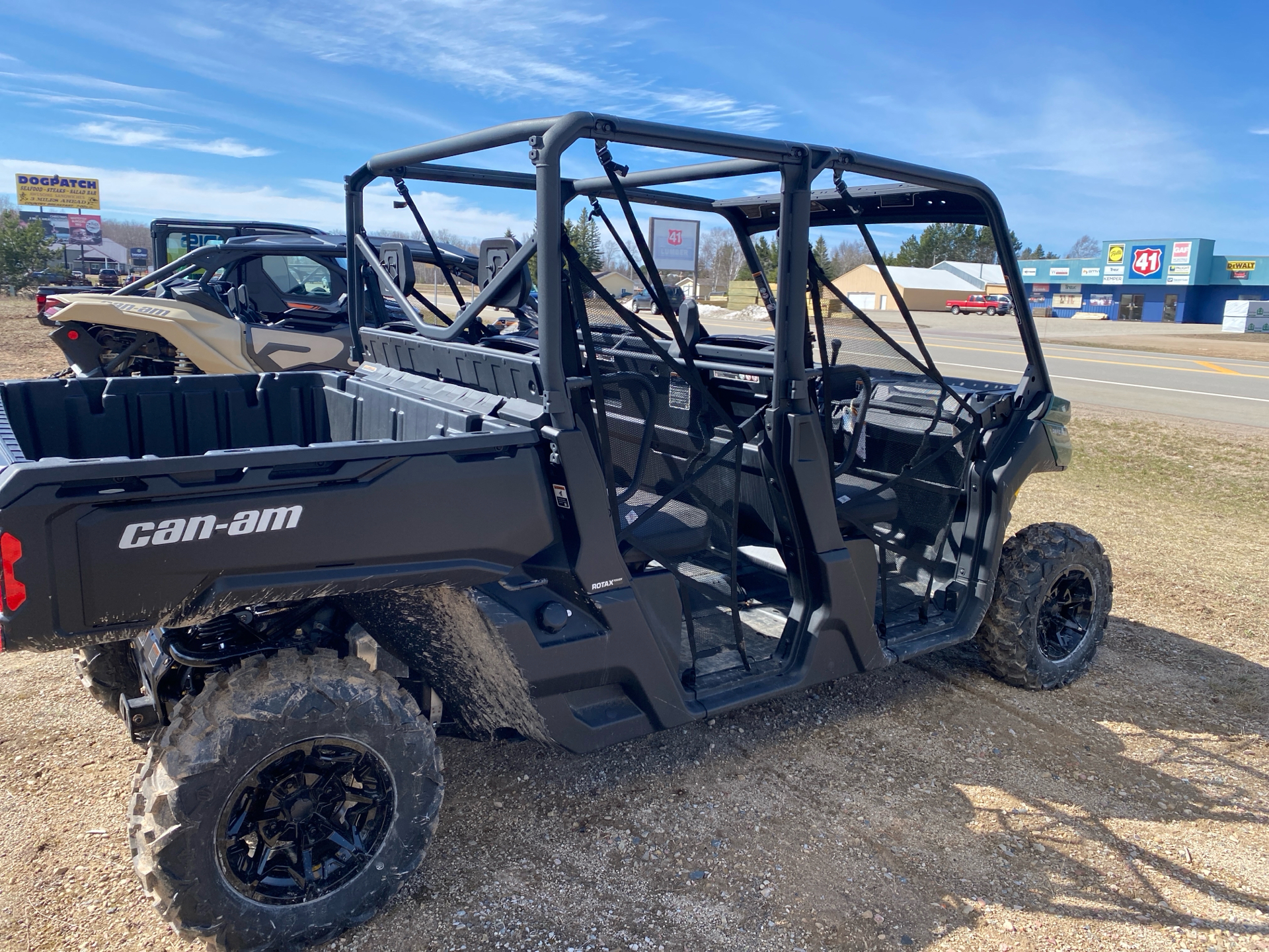 2023 Can-Am Defender MAX DPS HD7 in Munising, Michigan - Photo 4