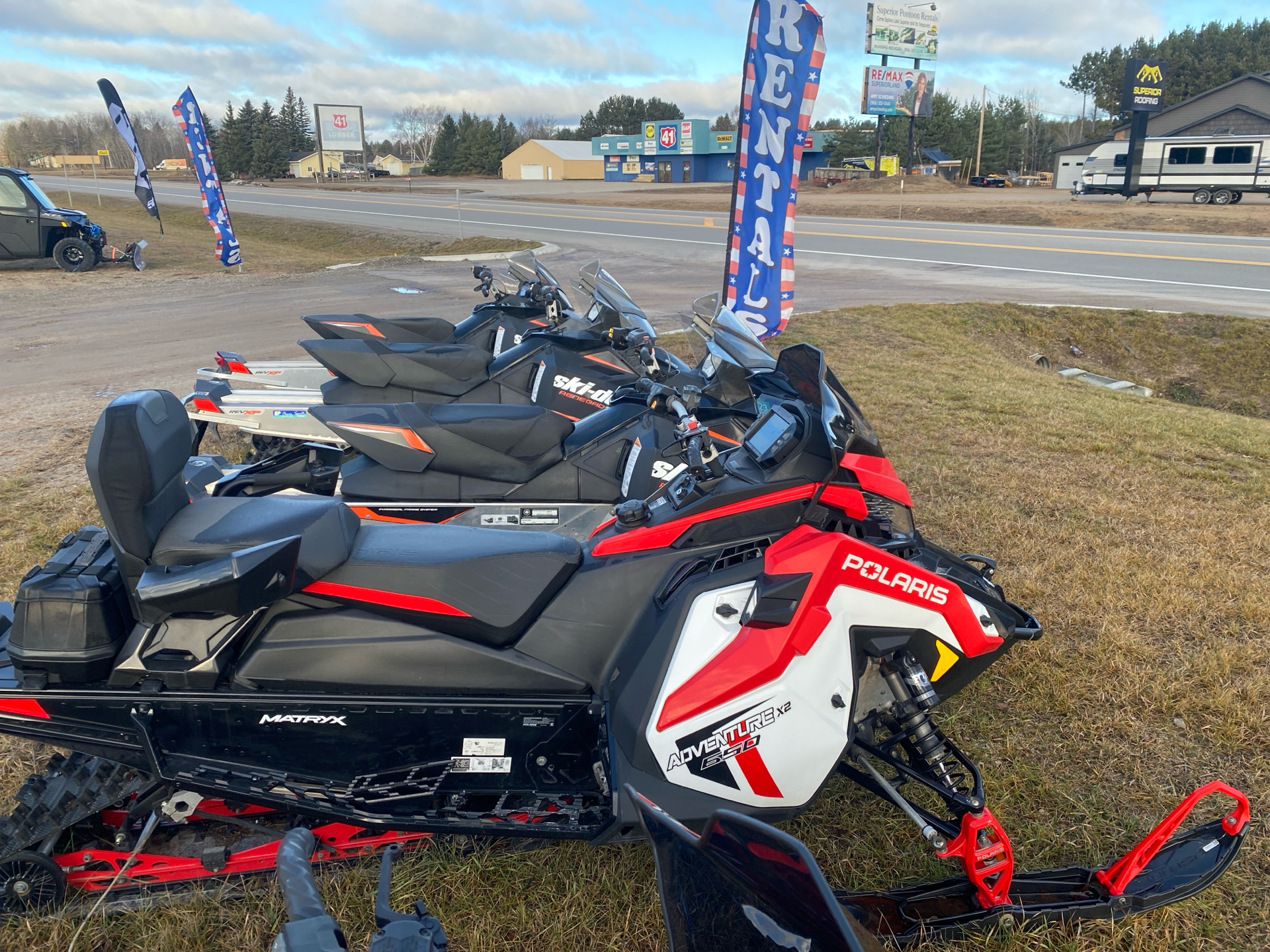 2023 Polaris 650 Indy Adventure X2 137 in Munising, Michigan - Photo 2