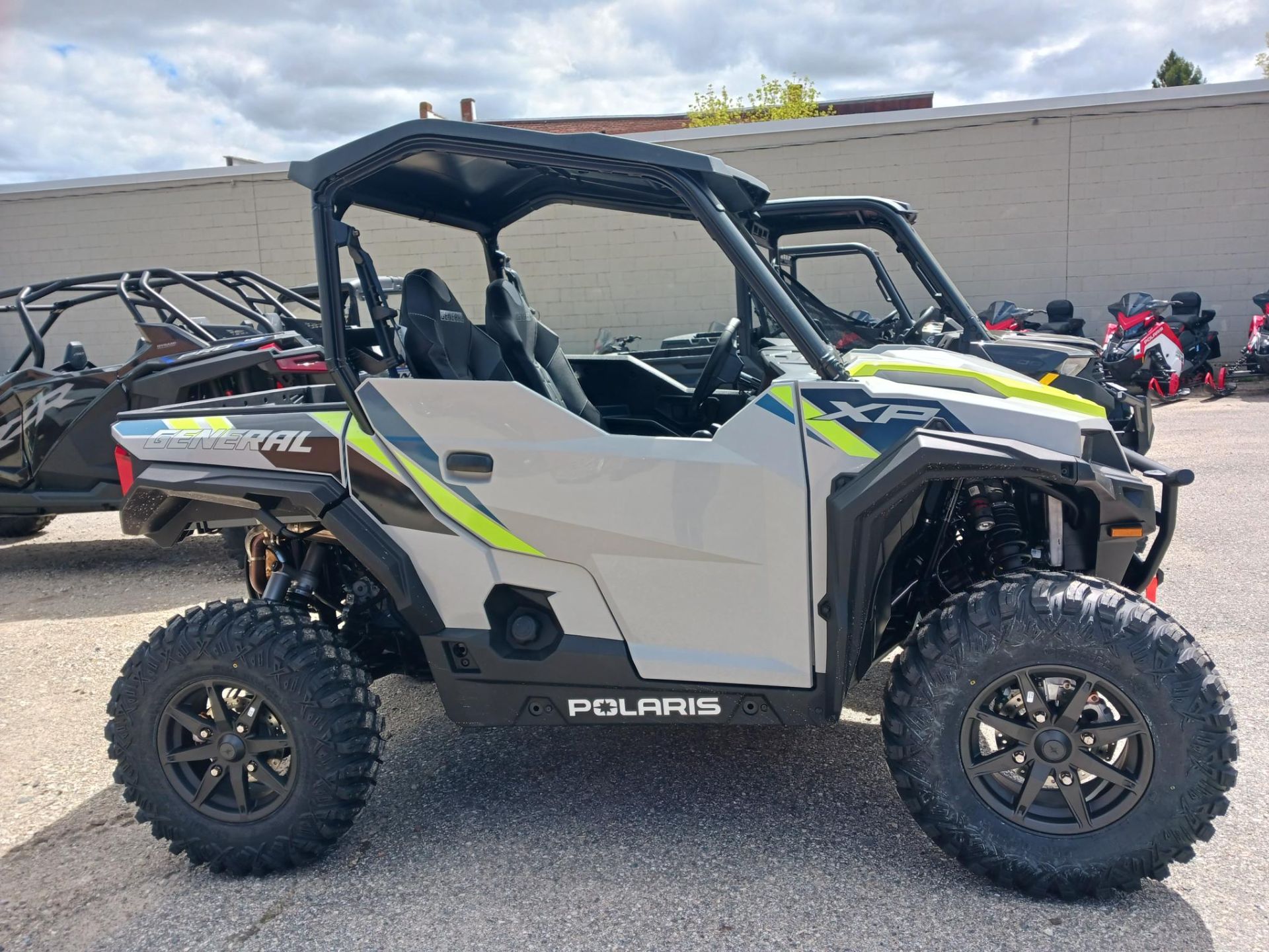 2024 Polaris General XP 1000 Sport in Newberry, Michigan - Photo 2