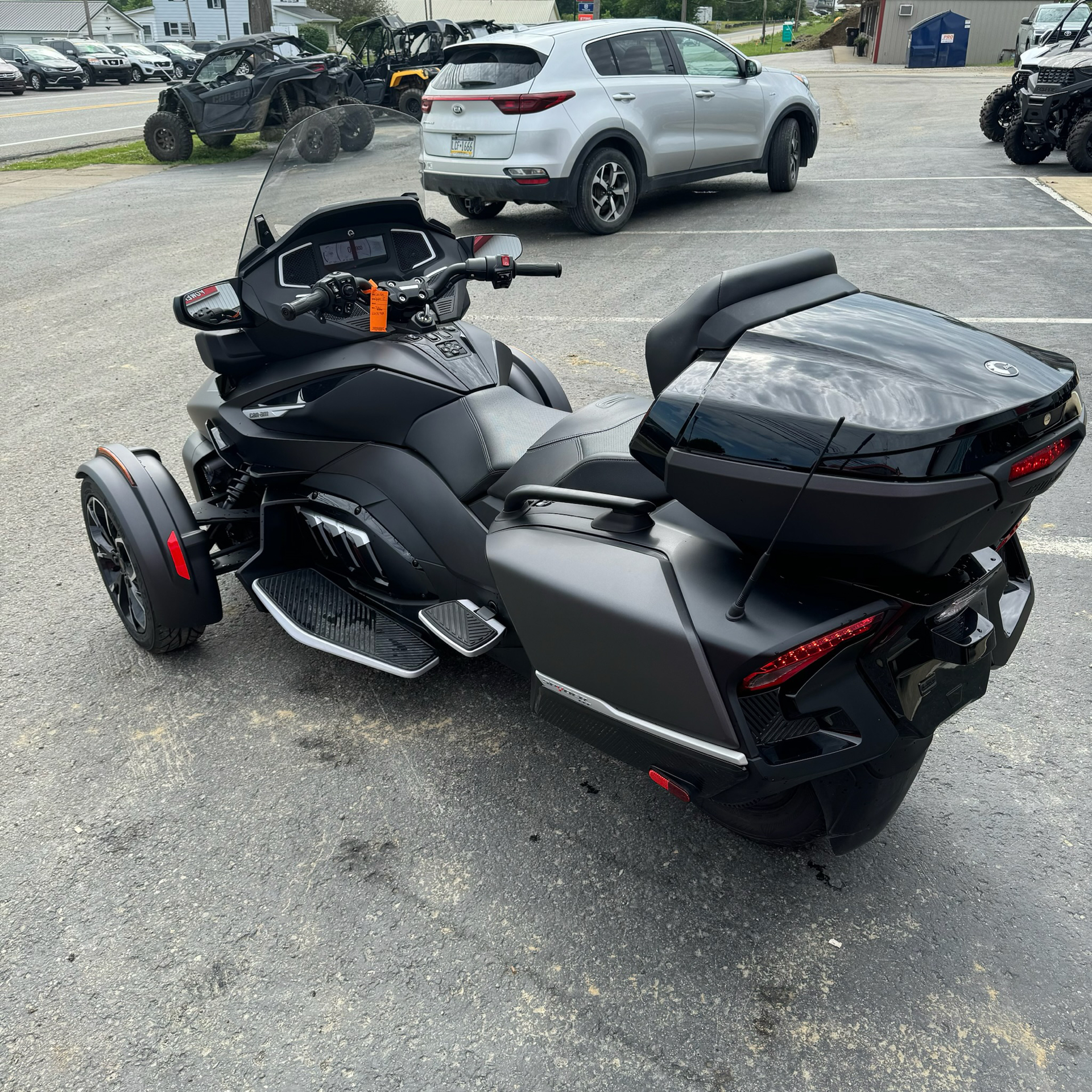 2023 Can-Am Spyder RT Limited in Corry, Pennsylvania - Photo 3