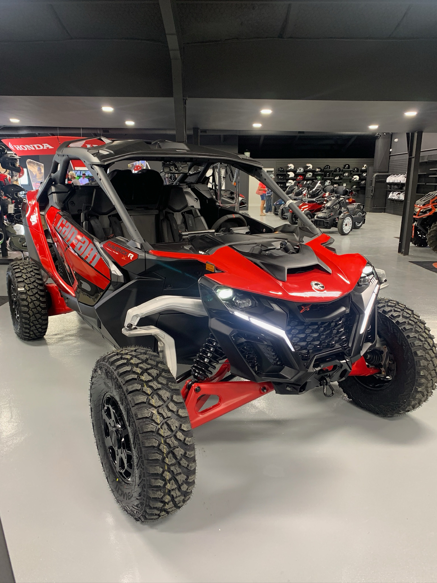 2024 Can-Am Maverick R X in Corry, Pennsylvania - Photo 9