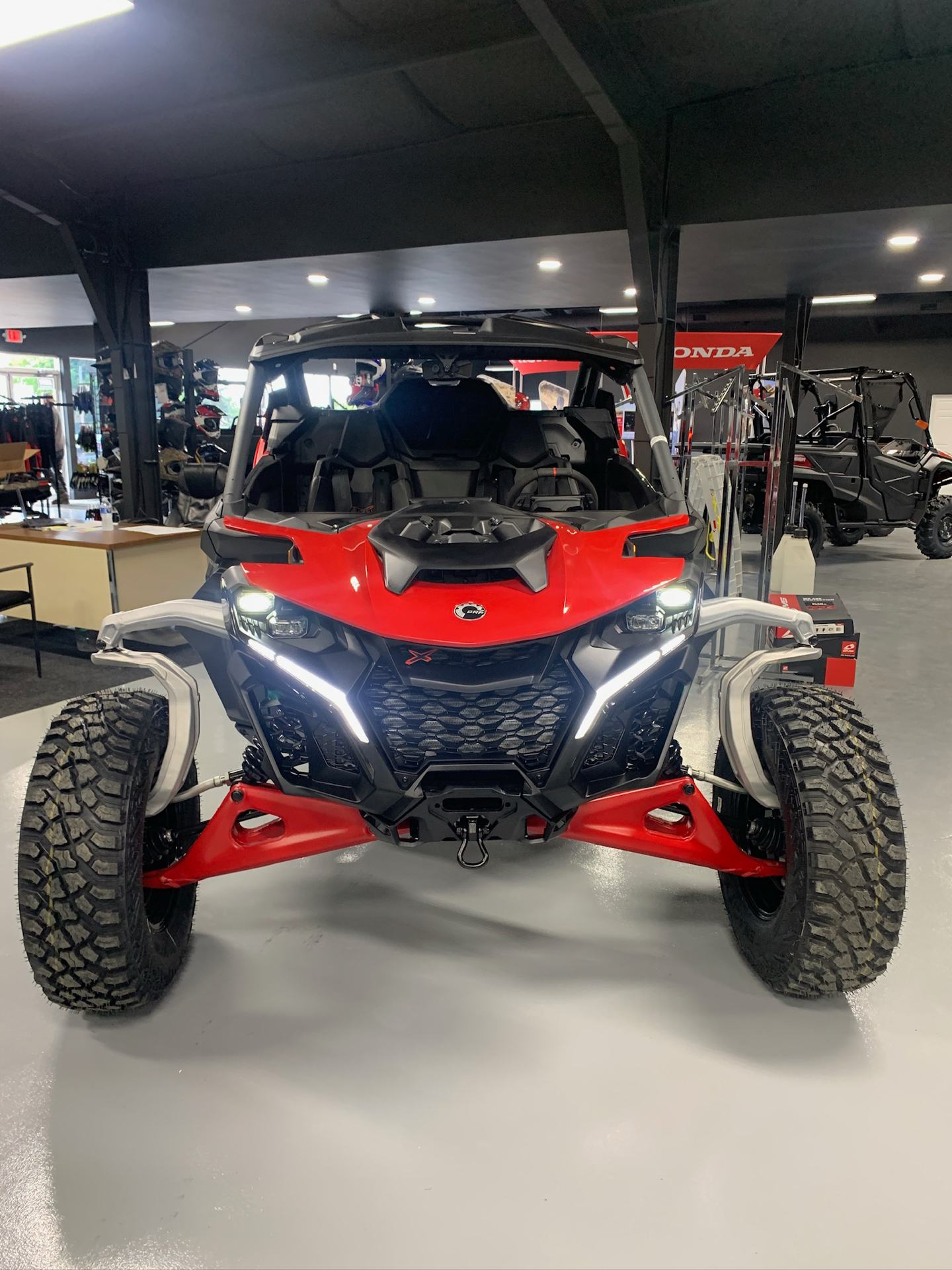 2024 Can-Am Maverick R X in Corry, Pennsylvania - Photo 10