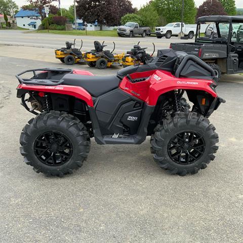 2024 Can-Am Outlander X MR 700 in Corry, Pennsylvania - Photo 6