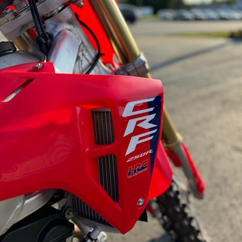 2025 Honda CRF250R in Corry, Pennsylvania - Photo 8