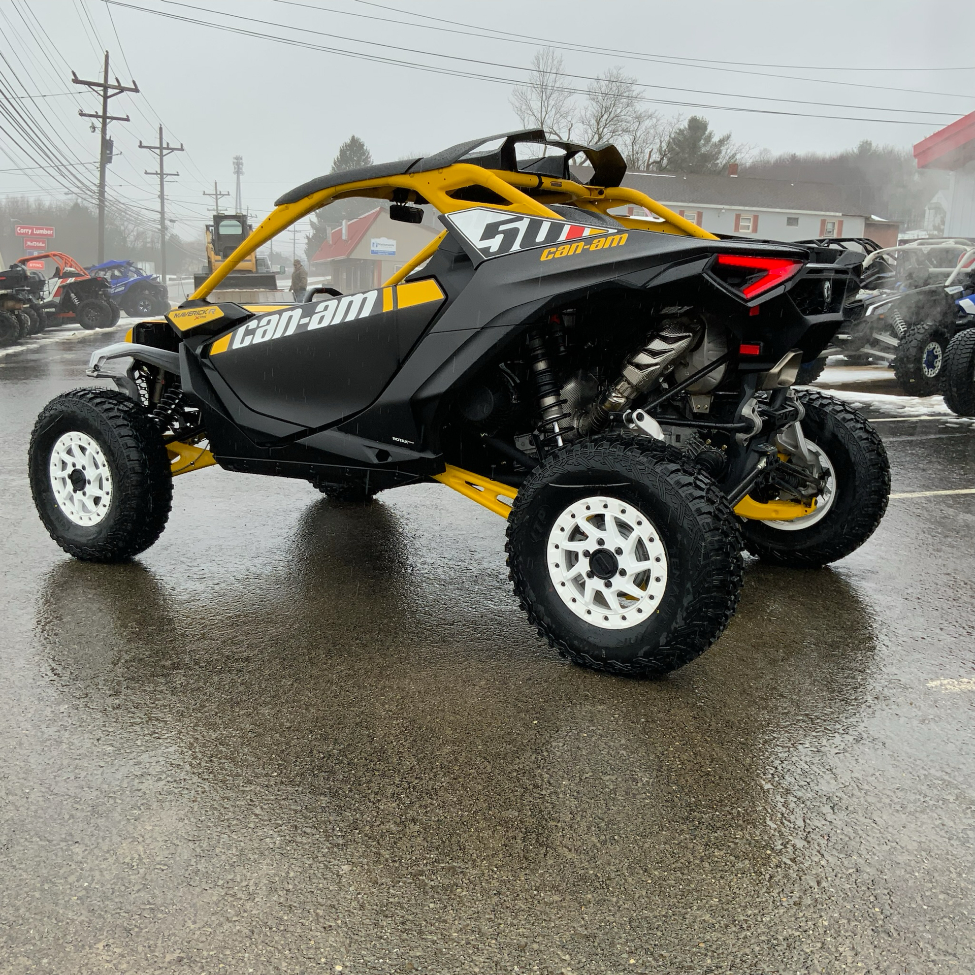 2024 Can-Am Maverick R X RS with Smart-Shox in Corry, Pennsylvania - Photo 5