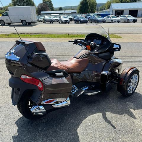 2013 Can-Am Spyder® RT Limited in Corry, Pennsylvania - Photo 5