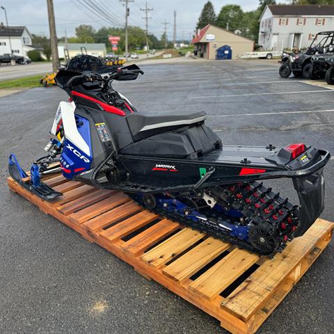 2022 Polaris 650 Indy XCR 136 SC in Corry, Pennsylvania - Photo 3