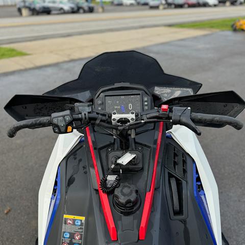 2022 Polaris 650 Indy XCR 136 SC in Corry, Pennsylvania - Photo 13