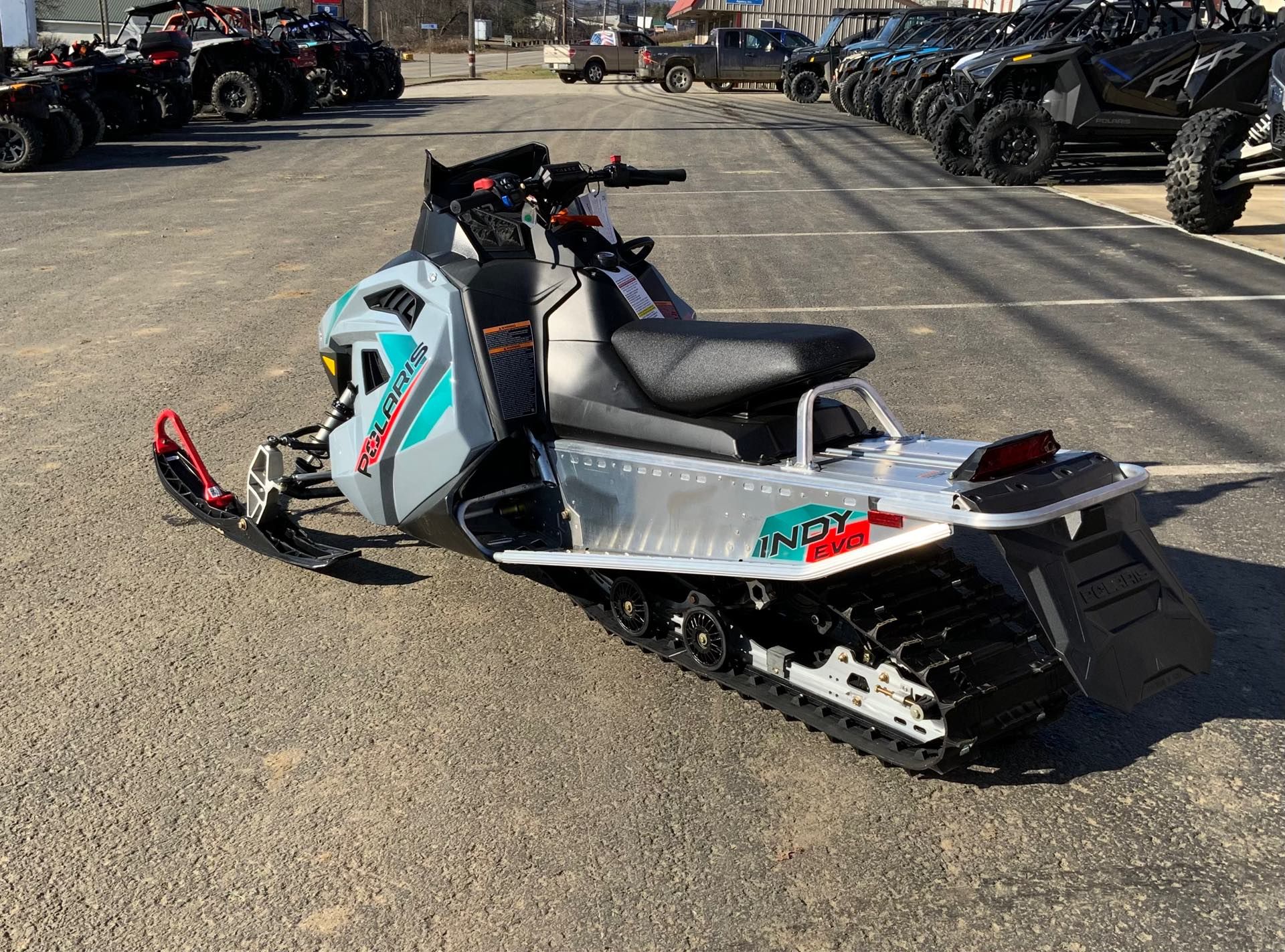 2024 Polaris 550 Indy EVO 121 ES in Corry, Pennsylvania - Photo 3