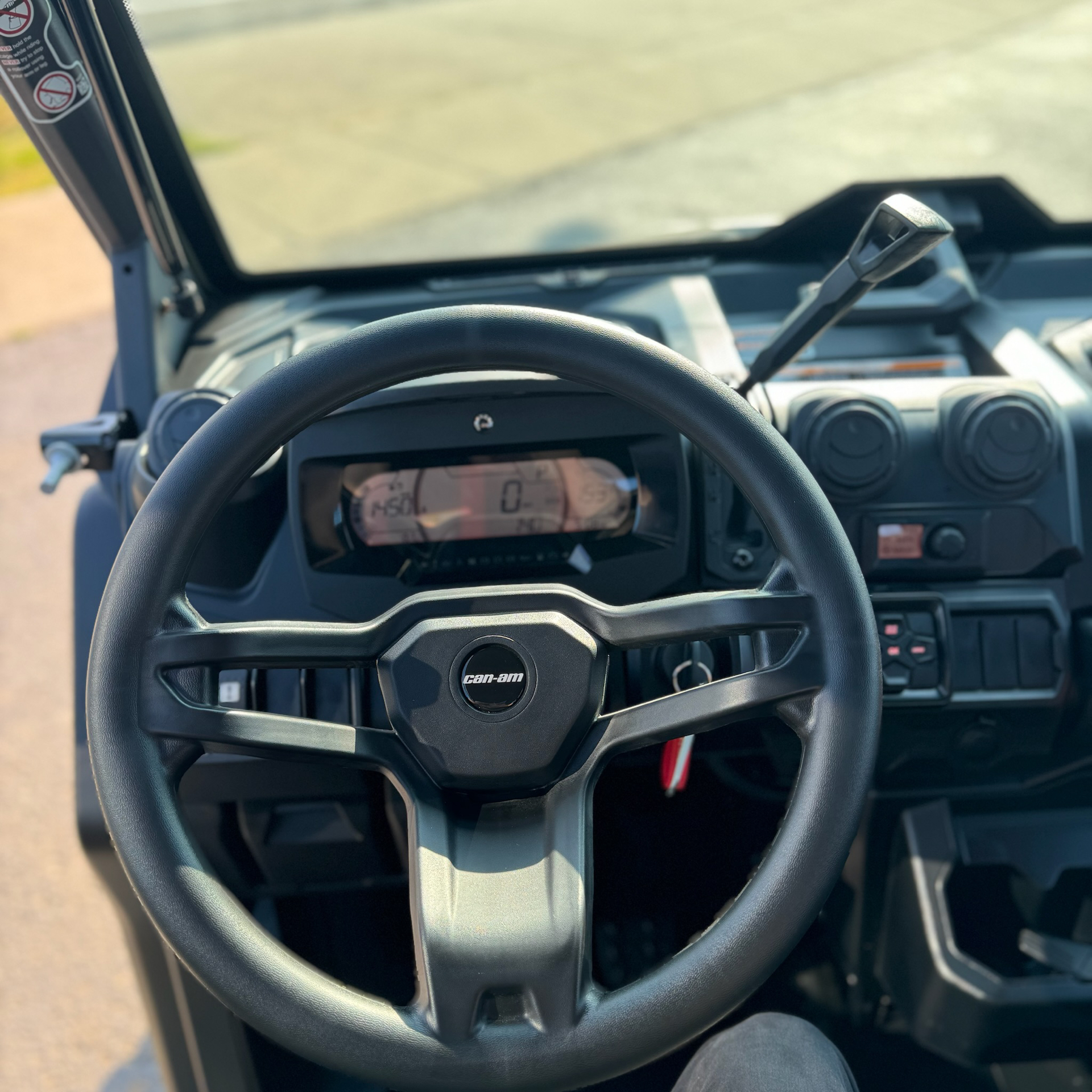 2024 Can-Am Defender MAX Limited in Corry, Pennsylvania - Photo 16