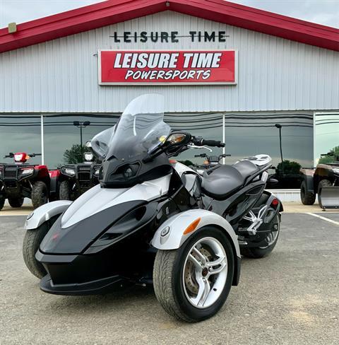 2008 Can-Am Spyder™ GS SM5 in Corry, Pennsylvania - Photo 1