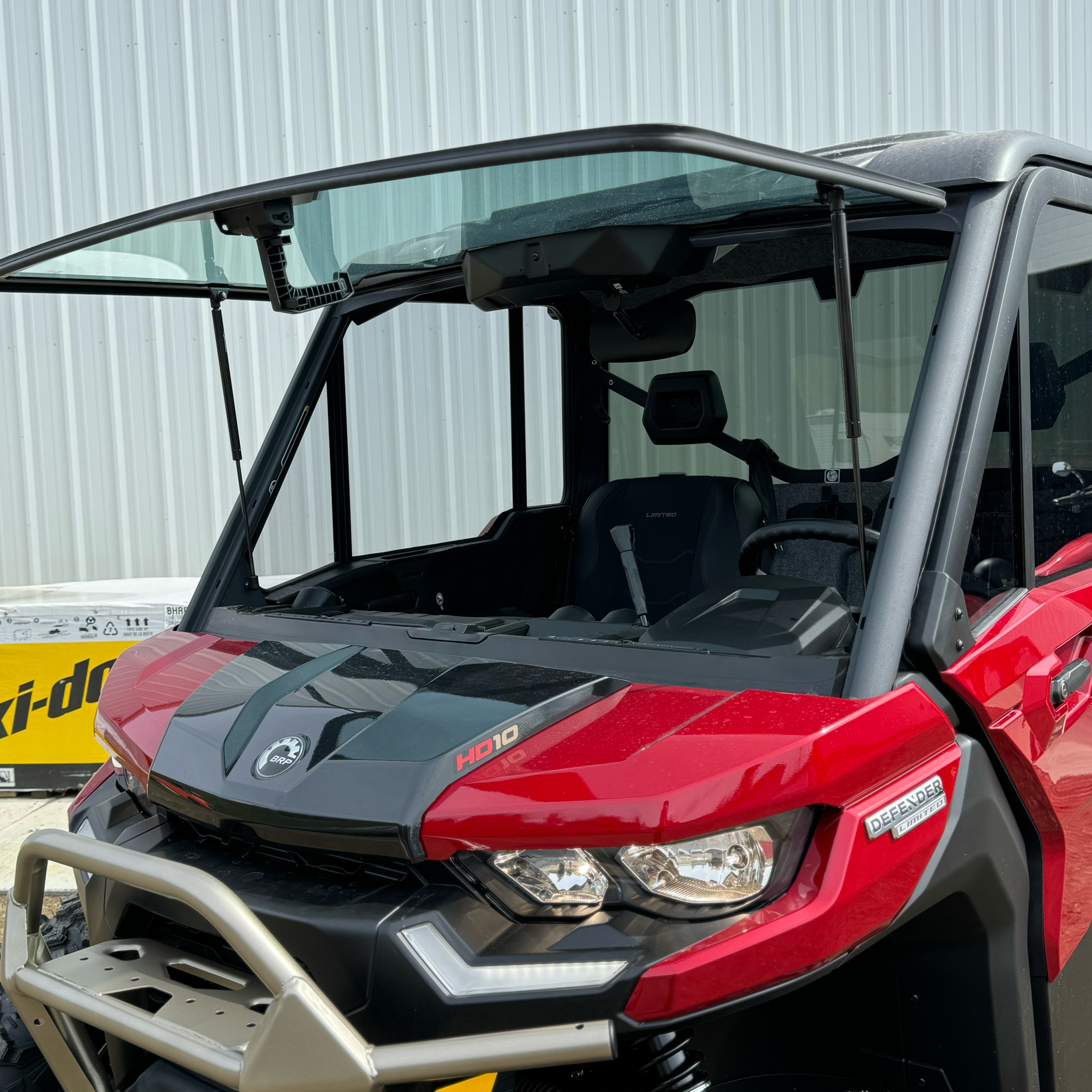 2025 Can-Am Defender Limited in Corry, Pennsylvania - Photo 23