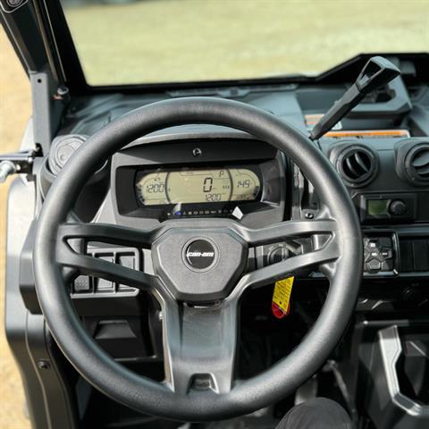 2025 Can-Am Defender Limited in Corry, Pennsylvania - Photo 18