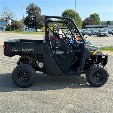 2025 Polaris Ranger 1000 EPS in Corry, Pennsylvania - Photo 6