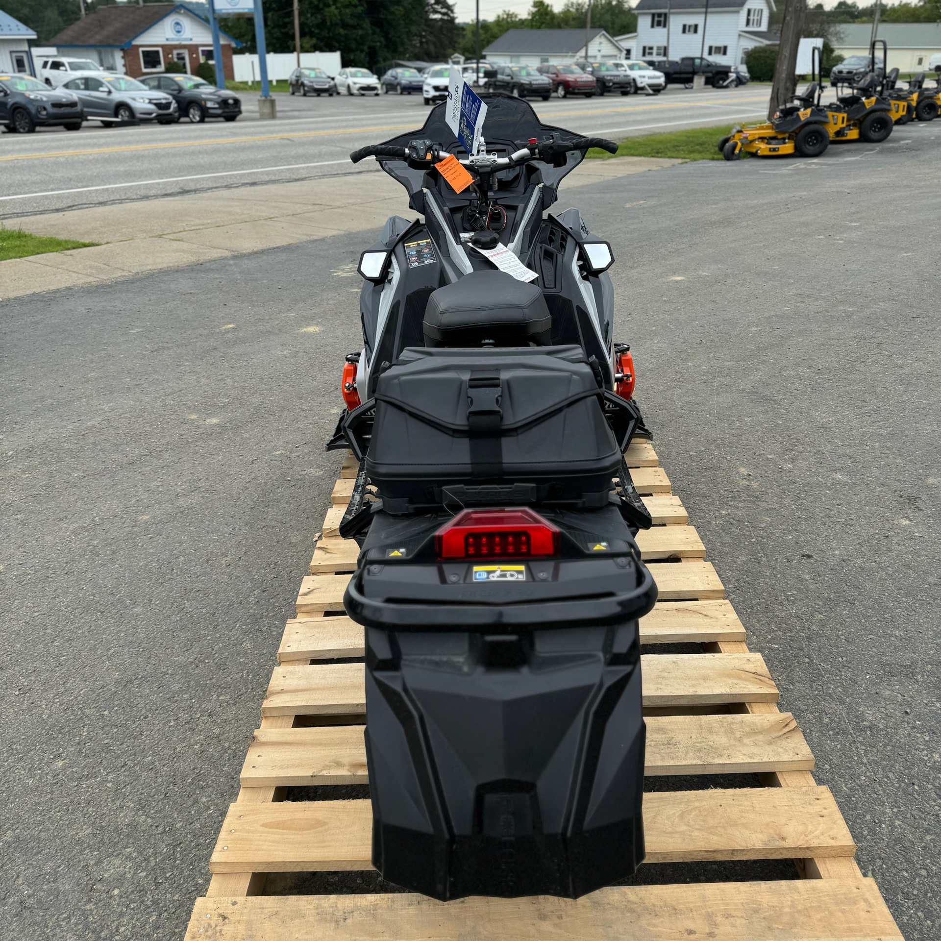 2023 Polaris ProStar S4 Indy Adventure 137 in Corry, Pennsylvania - Photo 4