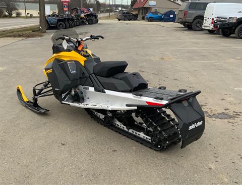 2024 Ski-Doo MXZ Sport 137 600 EFI ES RipSaw 1.25 in Corry, Pennsylvania - Photo 3