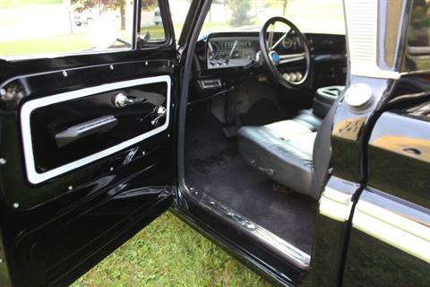 1966 Chevy C10 Fleetside in Oxford, Maine - Photo 10