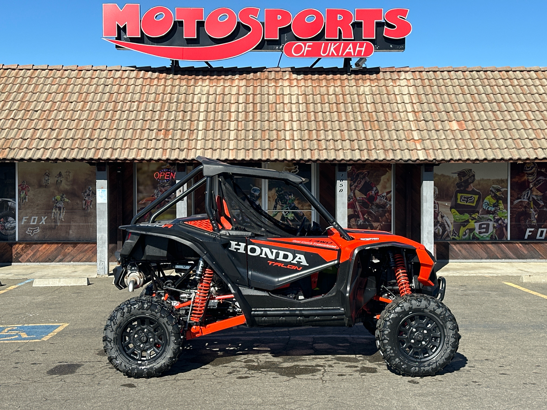 2022 Honda Talon 1000R in Ukiah, California