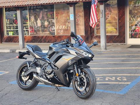 2023 Kawasaki Ninja 650 in Ukiah, California - Photo 2