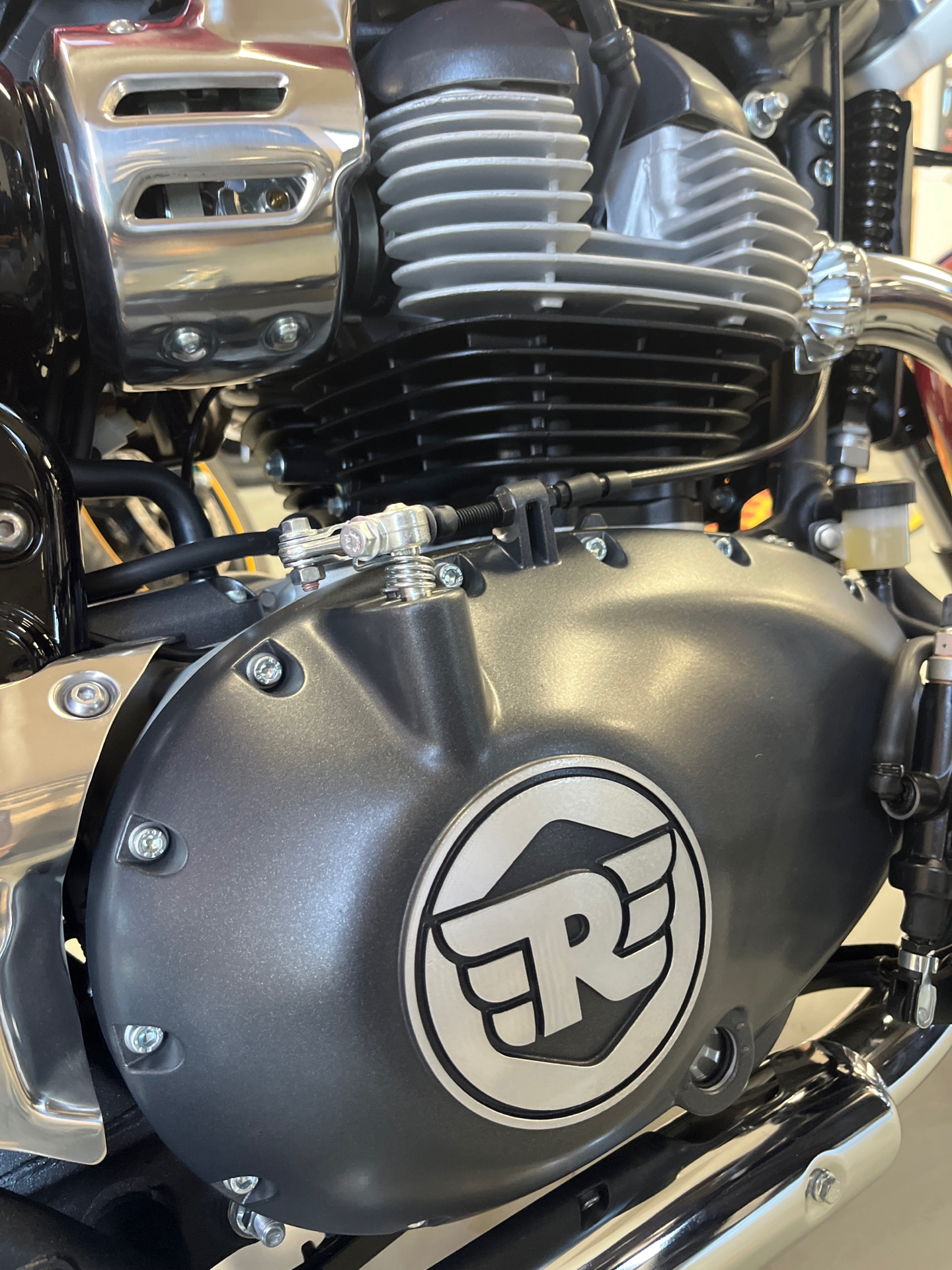 2024 Royal Enfield Super Meteor 650 in Fort Wayne, Indiana - Photo 5