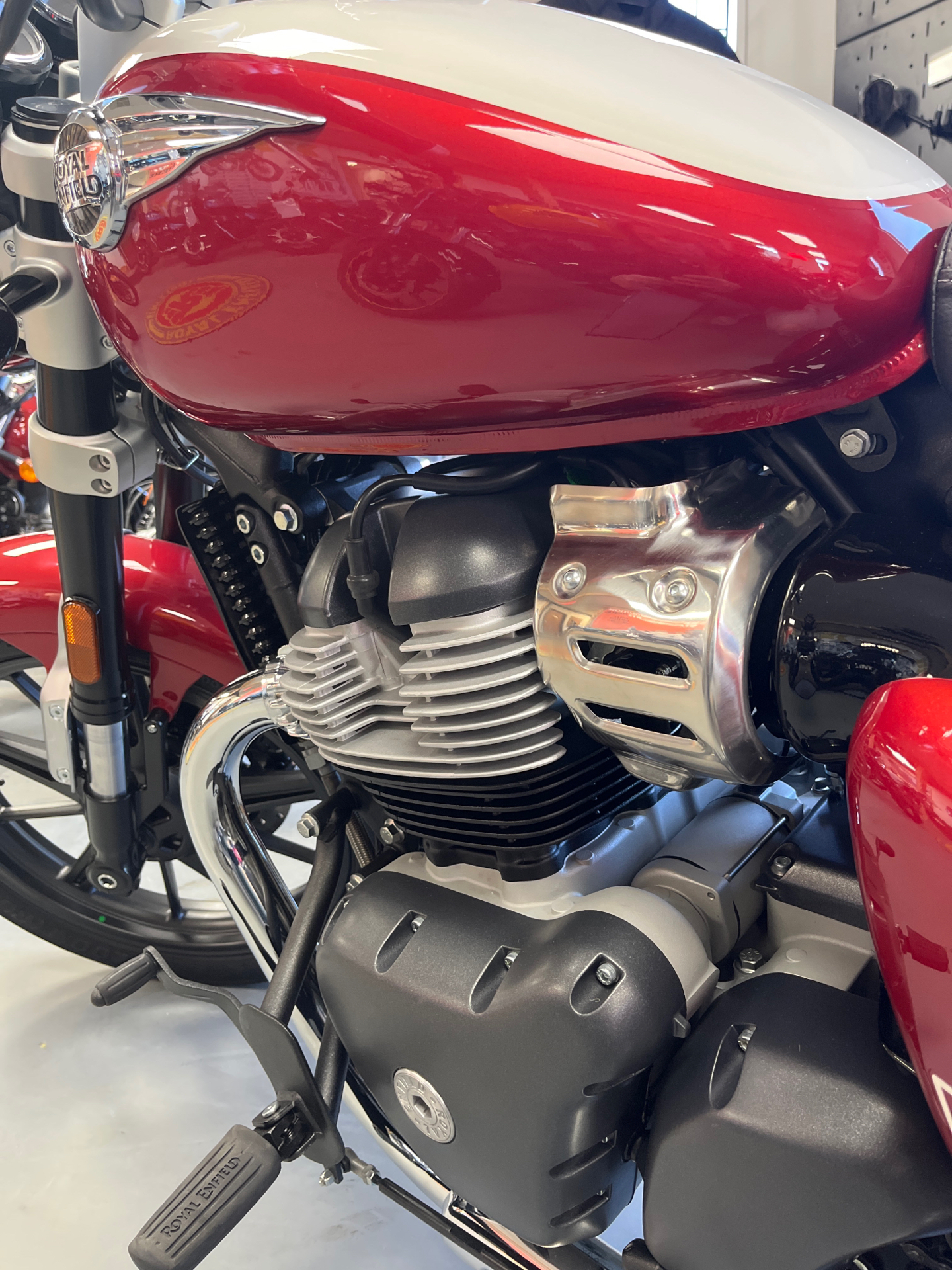 2024 Royal Enfield Super Meteor 650 in Fort Wayne, Indiana - Photo 11