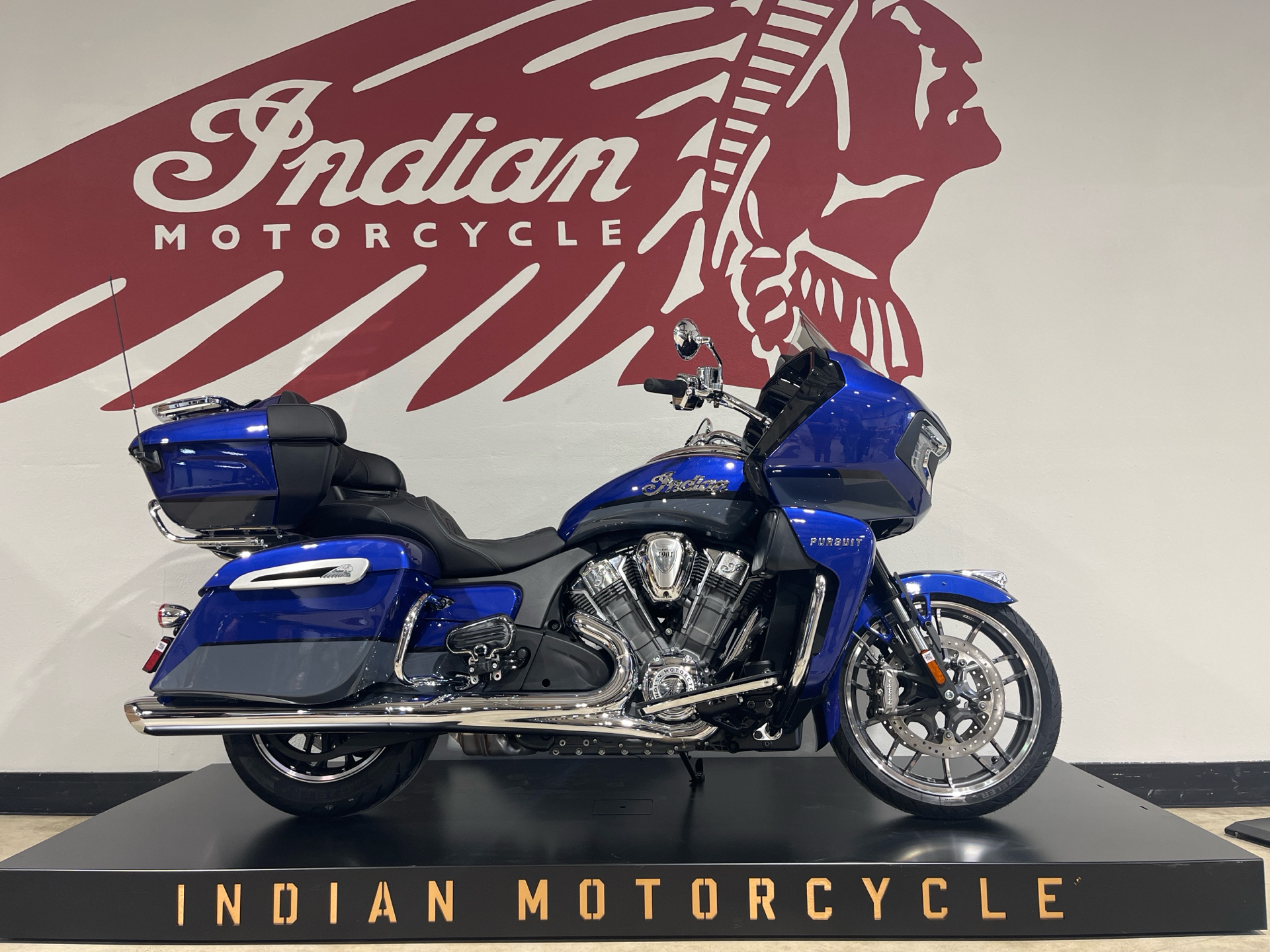 2024 Indian Motorcycle Pursuit® Limited in Fort Wayne, Indiana - Photo 1