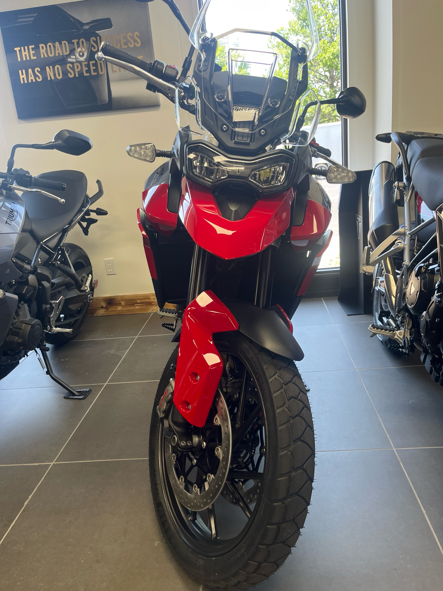 2024 Triumph Tiger 850 Sport in Fort Wayne, Indiana - Photo 2