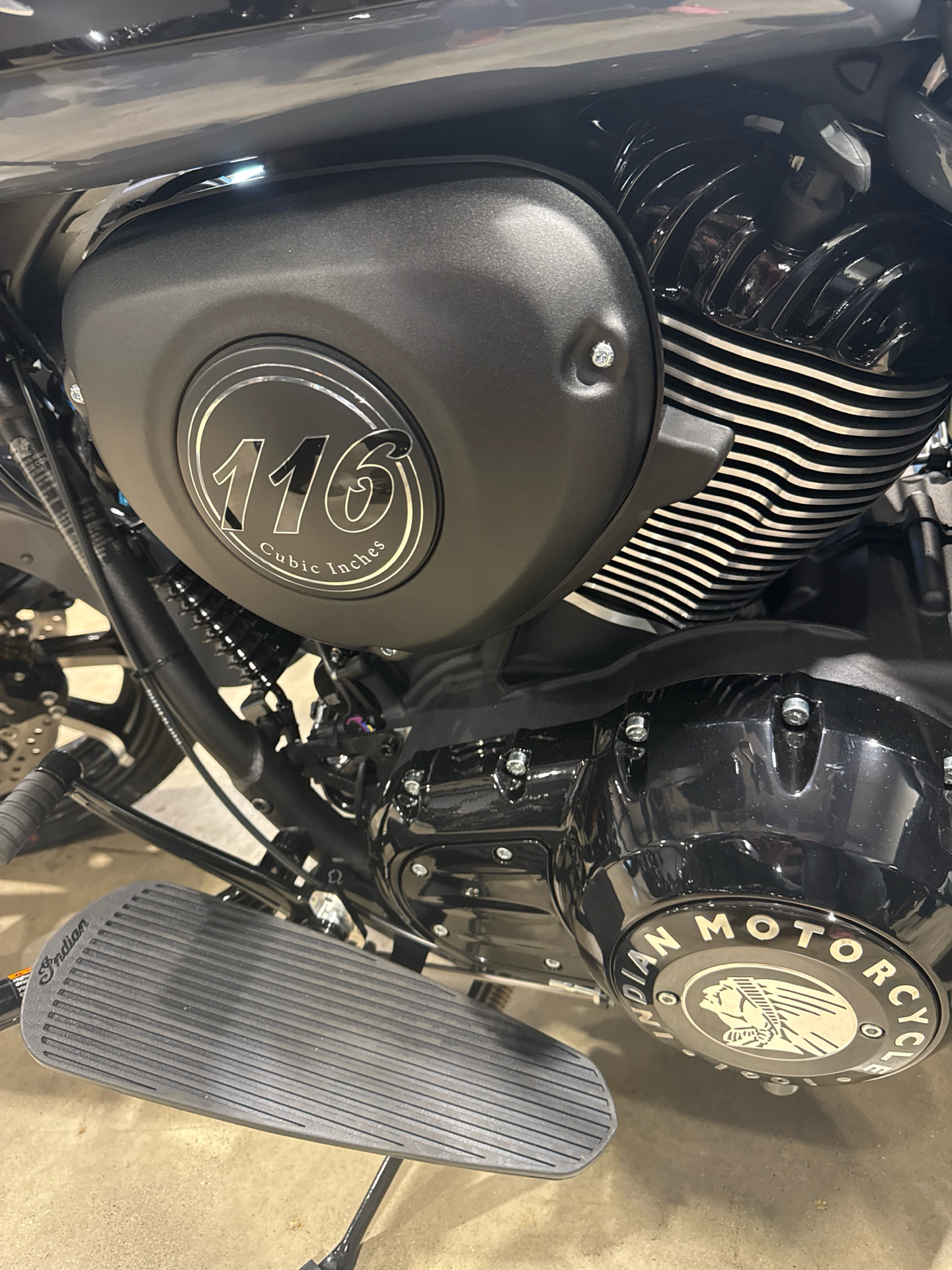 2024 Indian Motorcycle Chieftain® Dark Horse® Icon with PowerBand Audio Package in Fort Wayne, Indiana - Photo 7