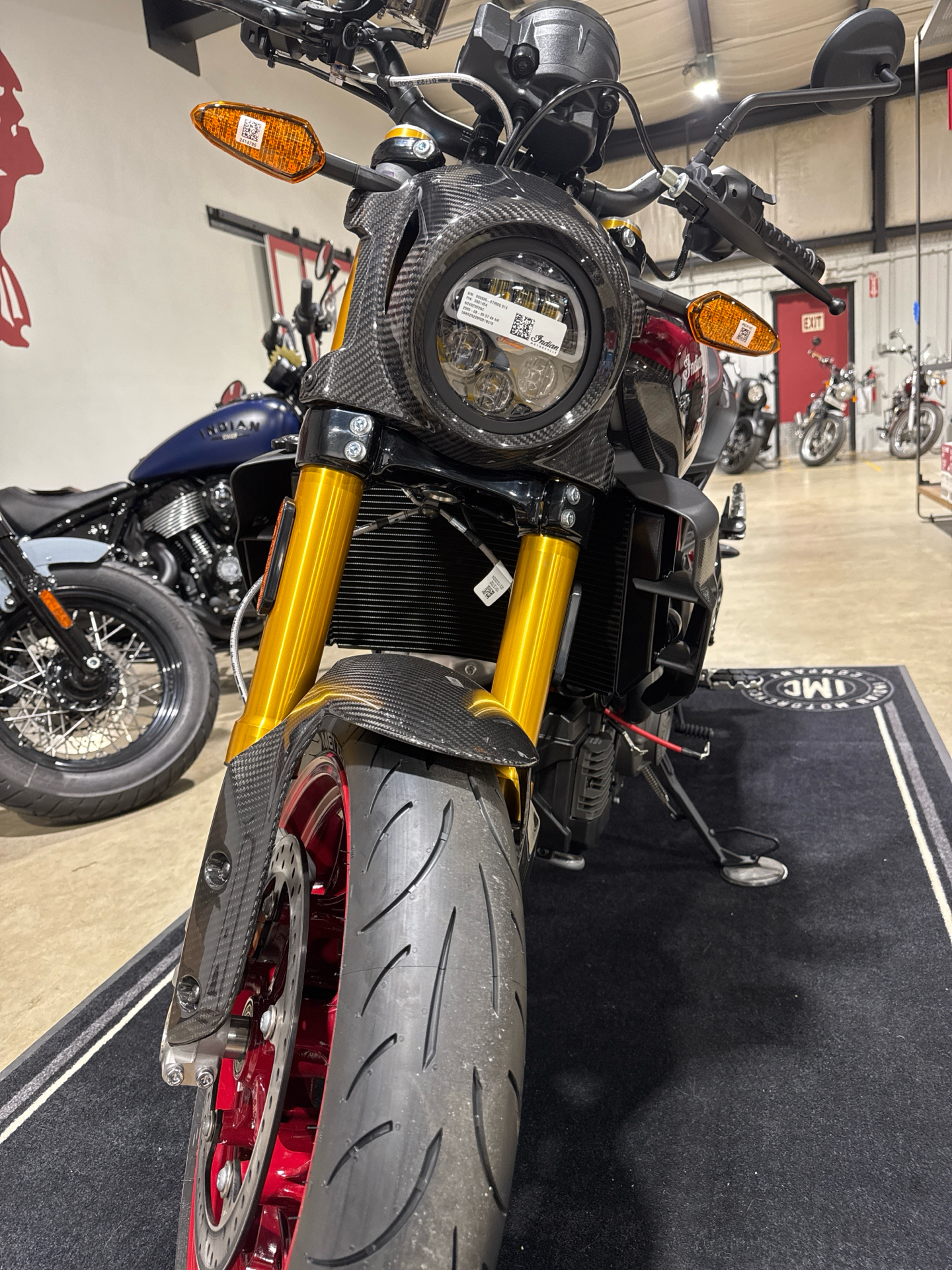 2024 Indian Motorcycle FTR R Carbon in Fort Wayne, Indiana - Photo 2