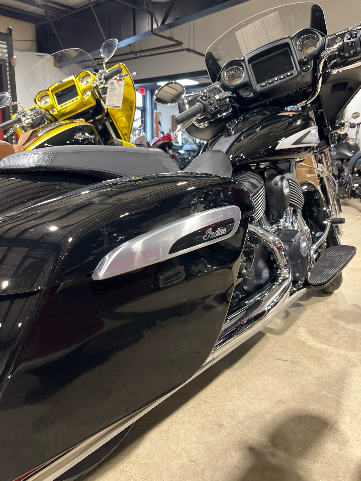 2024 Indian Motorcycle Chieftain® in Fort Wayne, Indiana - Photo 4