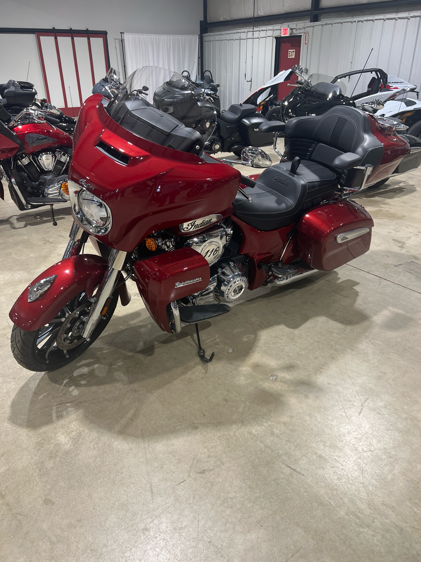 2023 Indian Motorcycle Roadmaster® Limited in Fort Wayne, Indiana - Photo 2