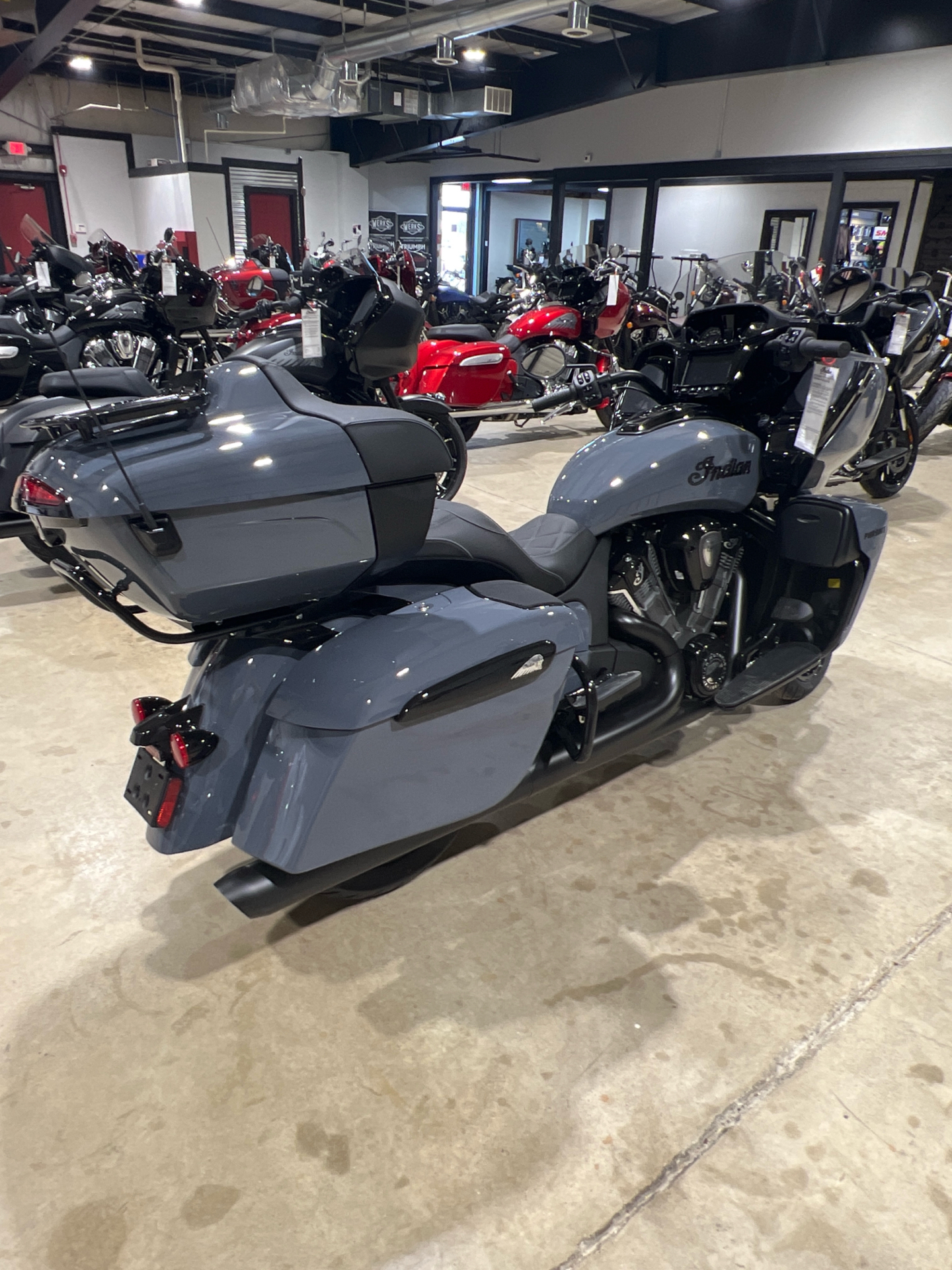 2024 Indian Motorcycle Pursuit® Dark Horse® with PowerBand Audio Package in Fort Wayne, Indiana - Photo 4