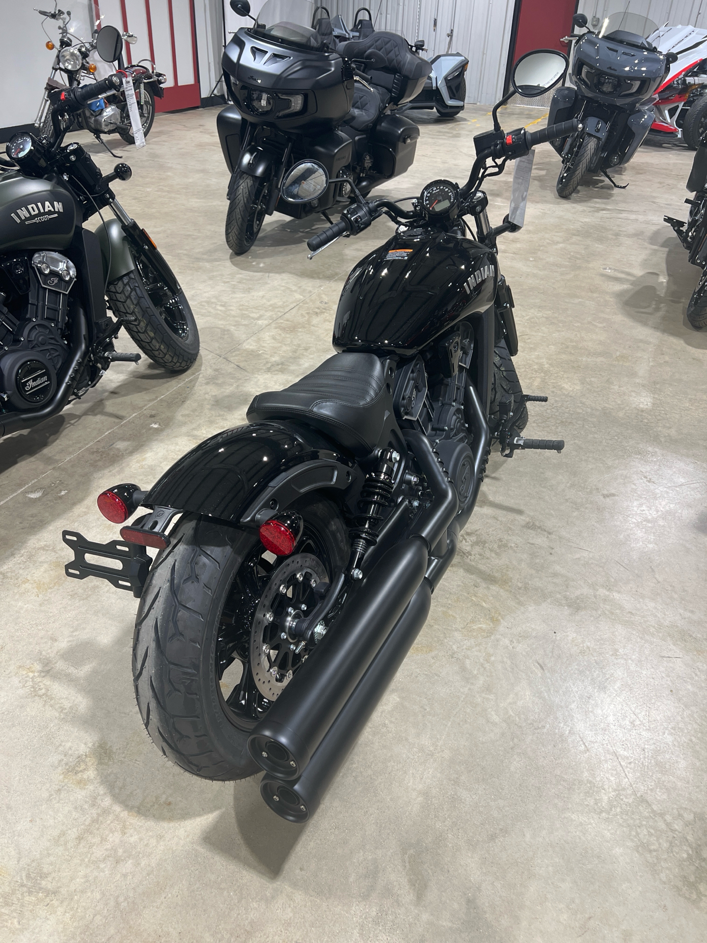 2024 Indian Motorcycle Scout® Bobber Sixty in Fort Wayne, Indiana - Photo 5