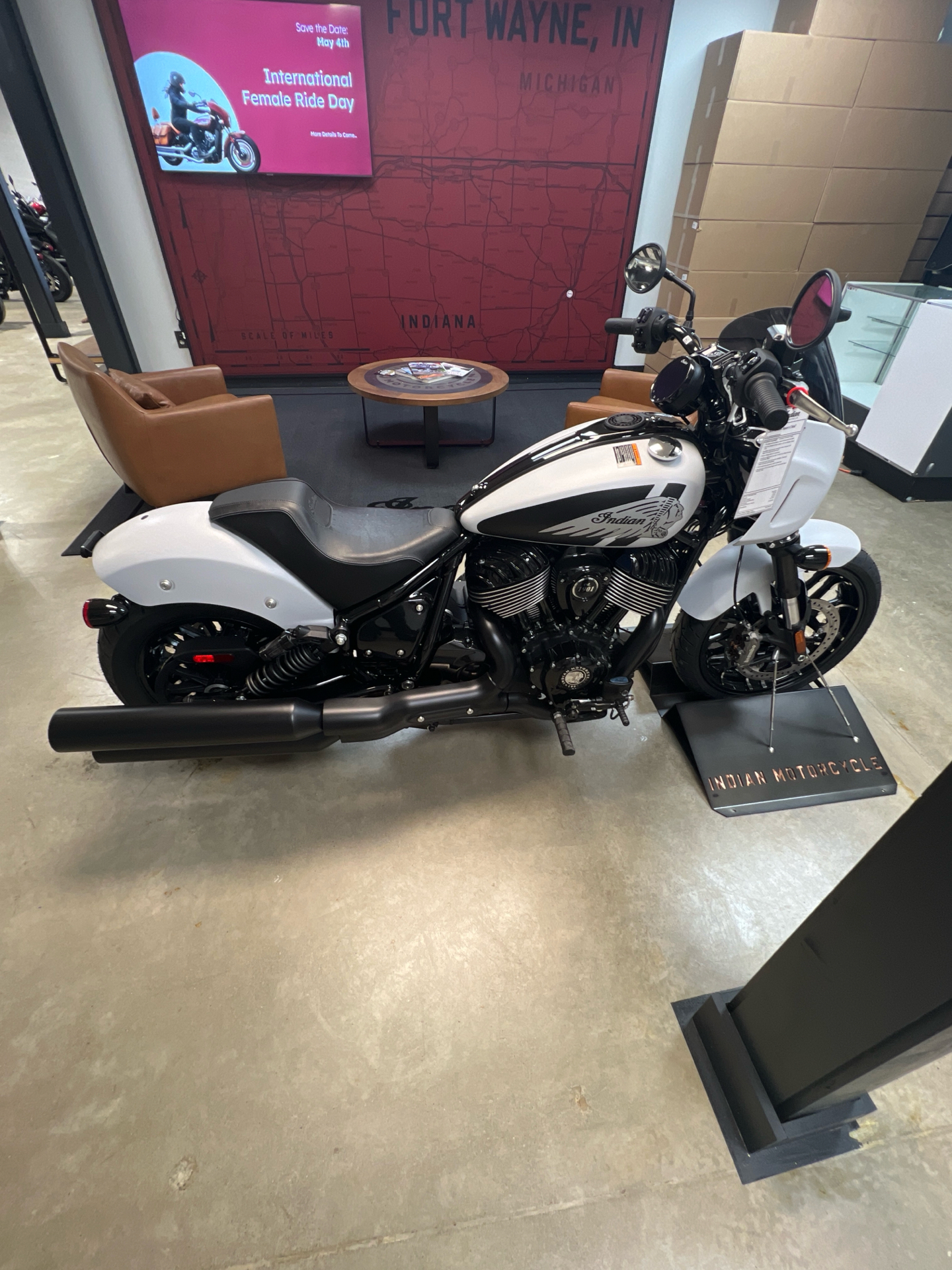 2024 Indian Motorcycle Sport Chief in Fort Wayne, Indiana - Photo 3