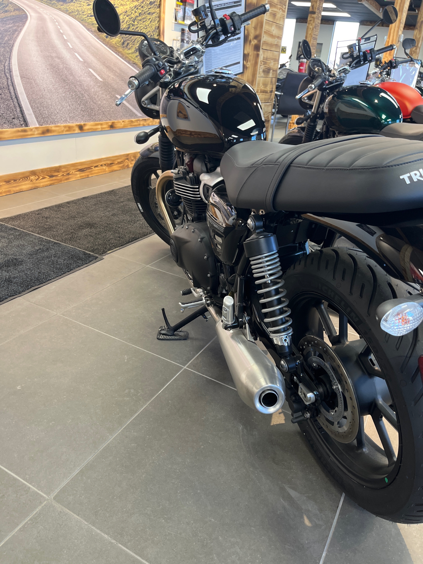 2024 Triumph Speed Twin 900 in Fort Wayne, Indiana - Photo 7