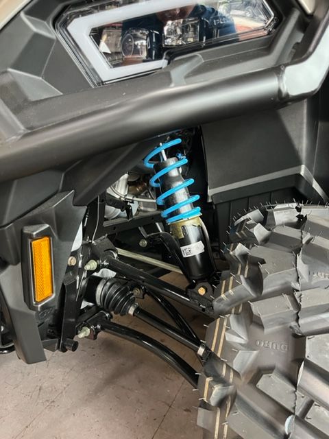 2023 Polaris Sportsman 570 Ride Command Edition in Middletown, New York - Photo 2