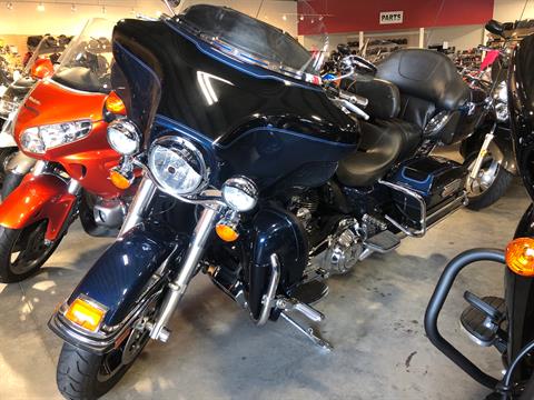 2012 Harley-Davidson Ultra Classic® Electra Glide® in Davenport, Iowa - Photo 2