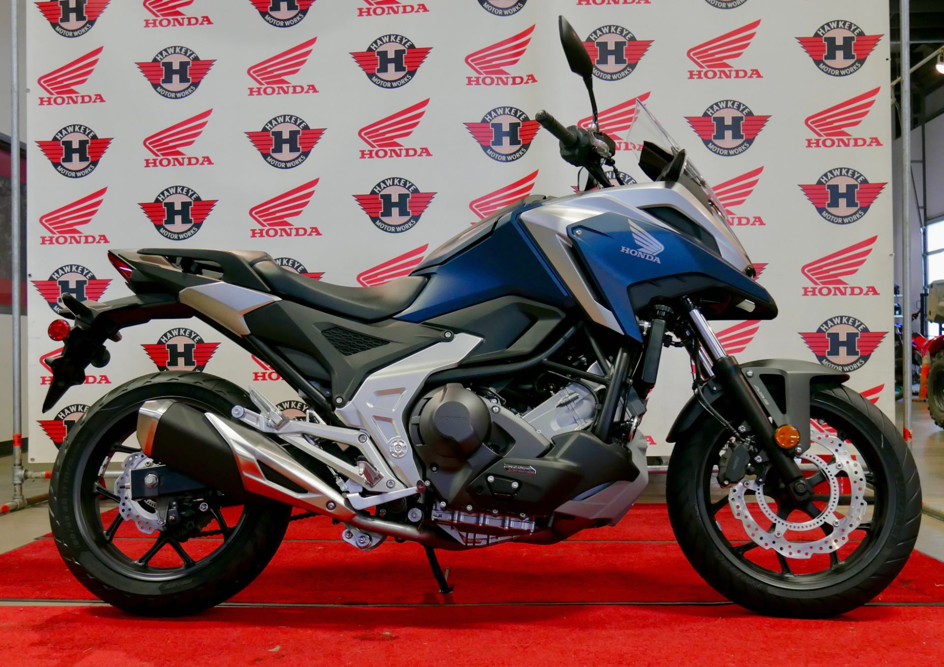 2024 Honda NC750X DCT in Davenport, Iowa - Photo 2