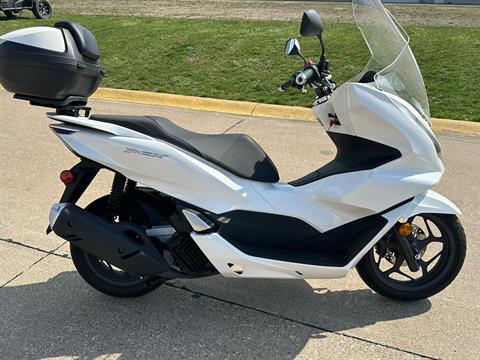 2022 Honda PCX150 ABS in Davenport, Iowa