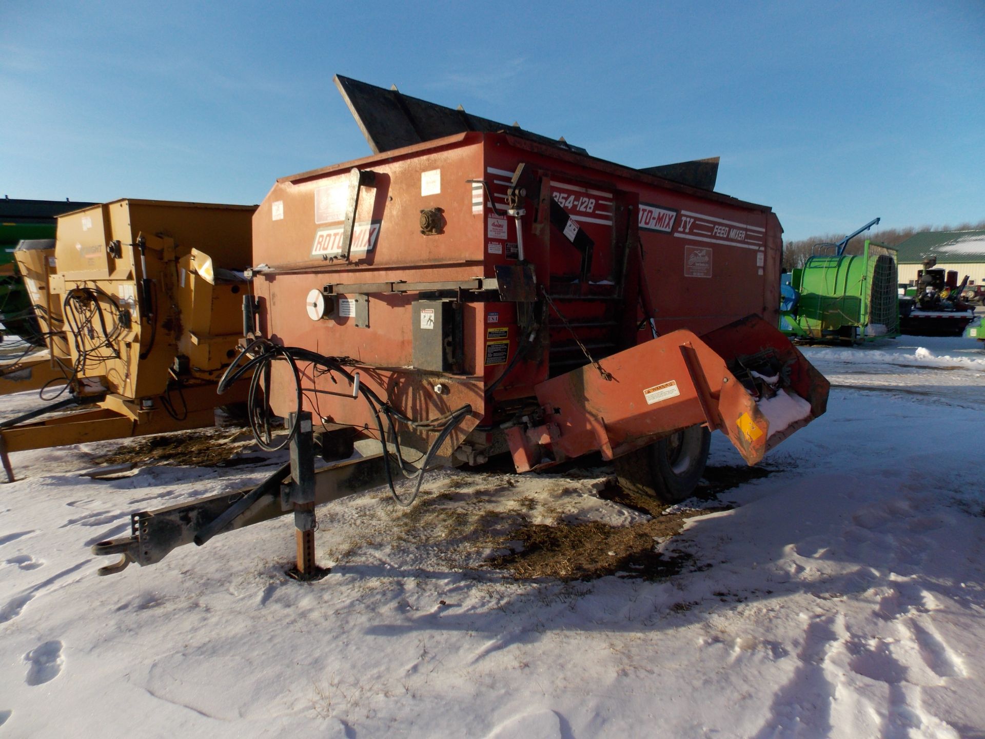 Roto Mix Roto Mix 354-12B 3 Auger Dischagre in Worthington, Iowa - Photo 1