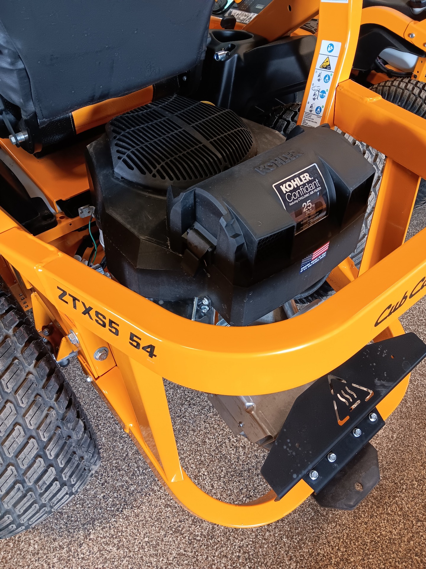 2023 Cub Cadet ZTXS5 54 in. Kohler Confidant 25 hp in Worthington, Iowa - Photo 5