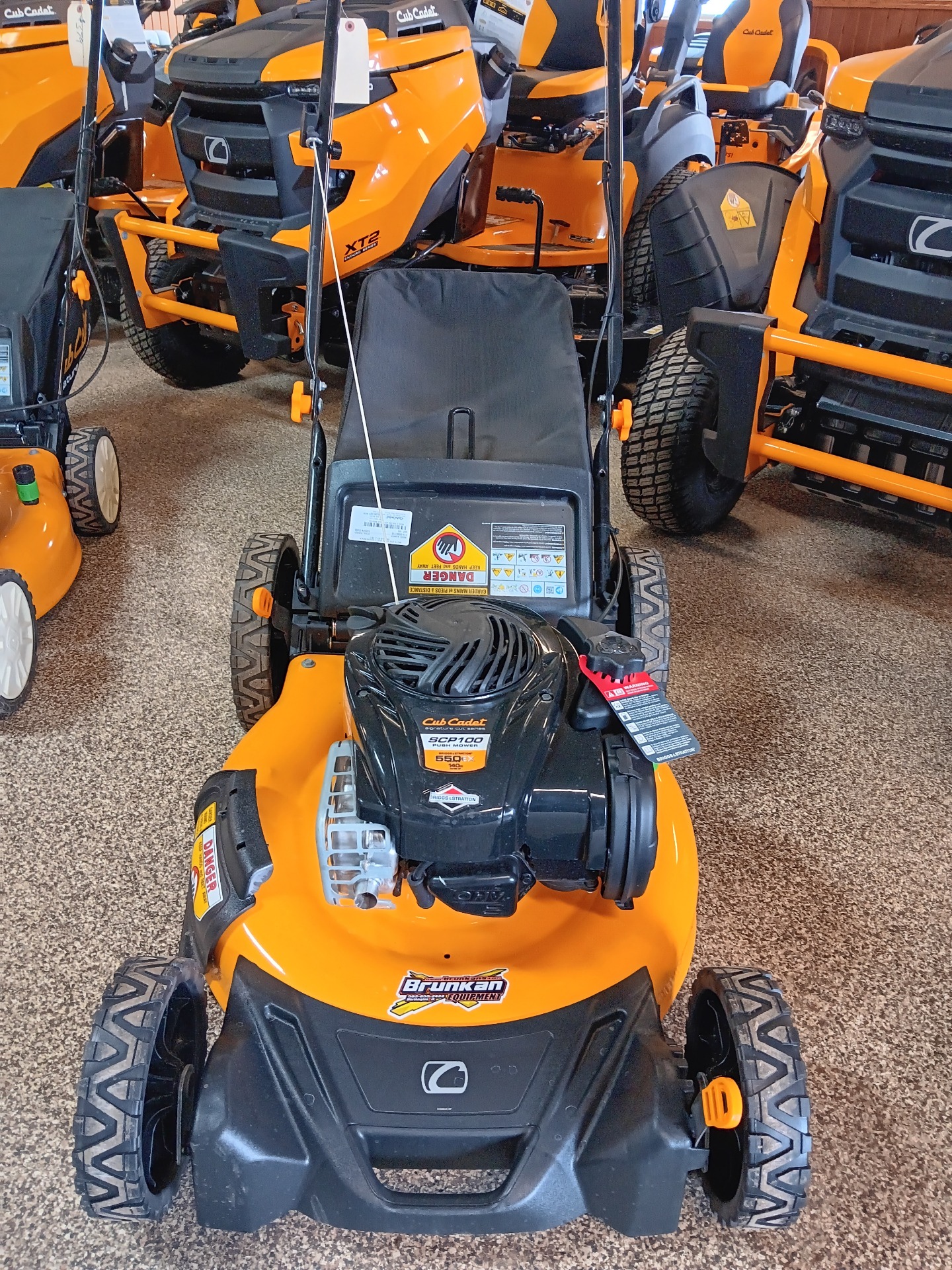 2023 Cub Cadet 11A-B9BE710 in Worthington, Iowa - Photo 3