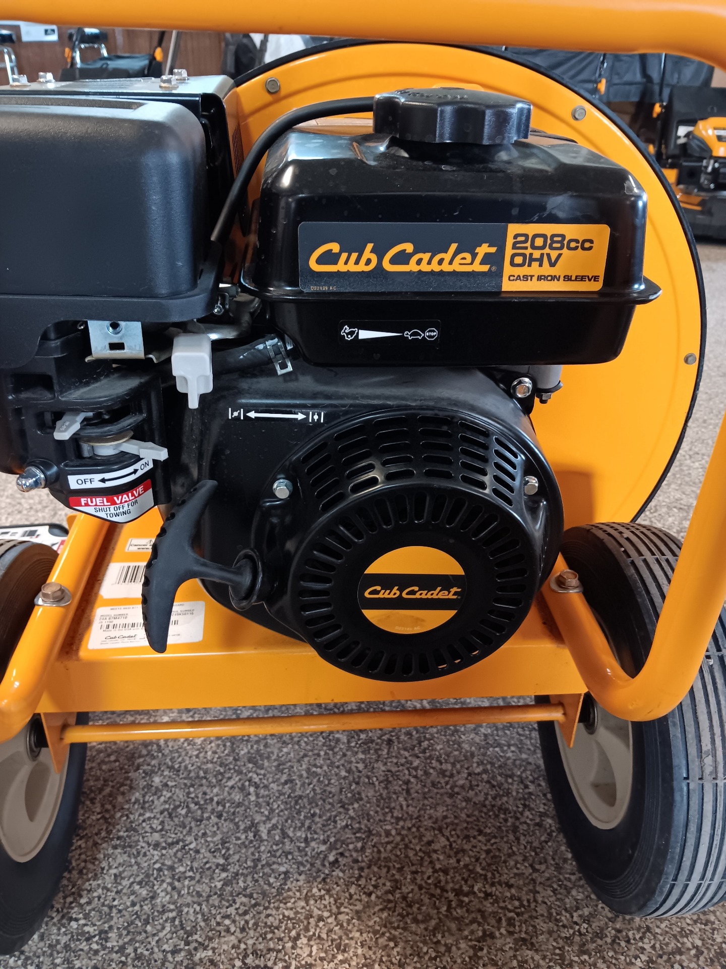 Cub Cadet JS 1150 JET LEAF BLOWER 2019 in Worthington, Iowa - Photo 4