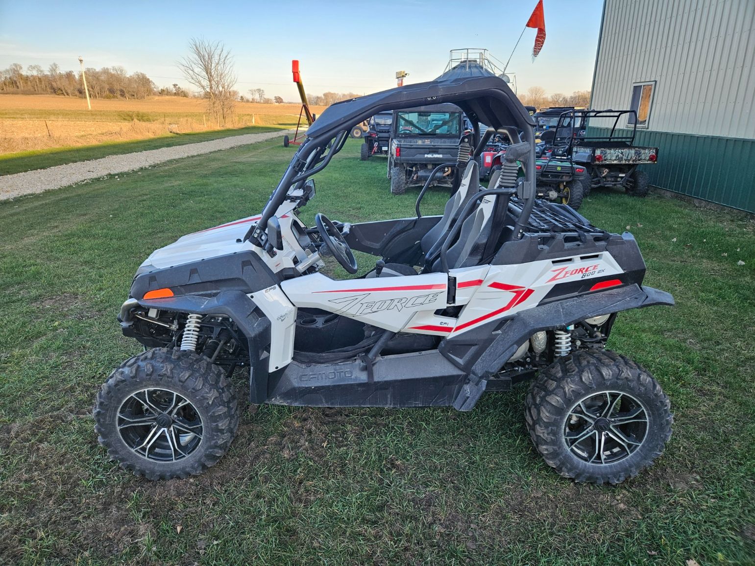 2021 CFMOTO ZForce 800 EX in Worthington, Iowa - Photo 2