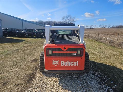 Bobcat T-650 in Worthington, Iowa - Photo 3